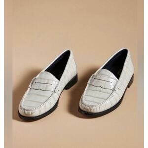 G.H.BASS & CO. Women's Whitney Croco Weejuns® Penny Loafers Grey Leather 6 NIB